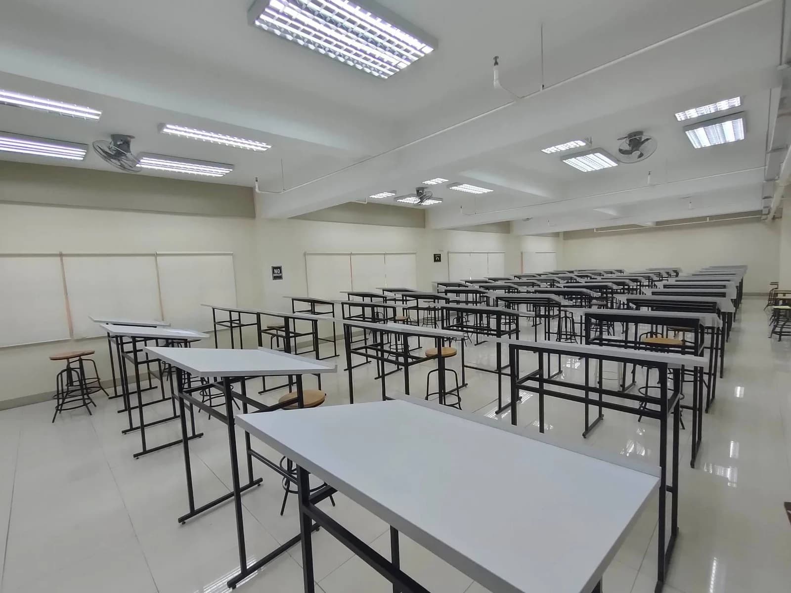 Drawing Room photo 3