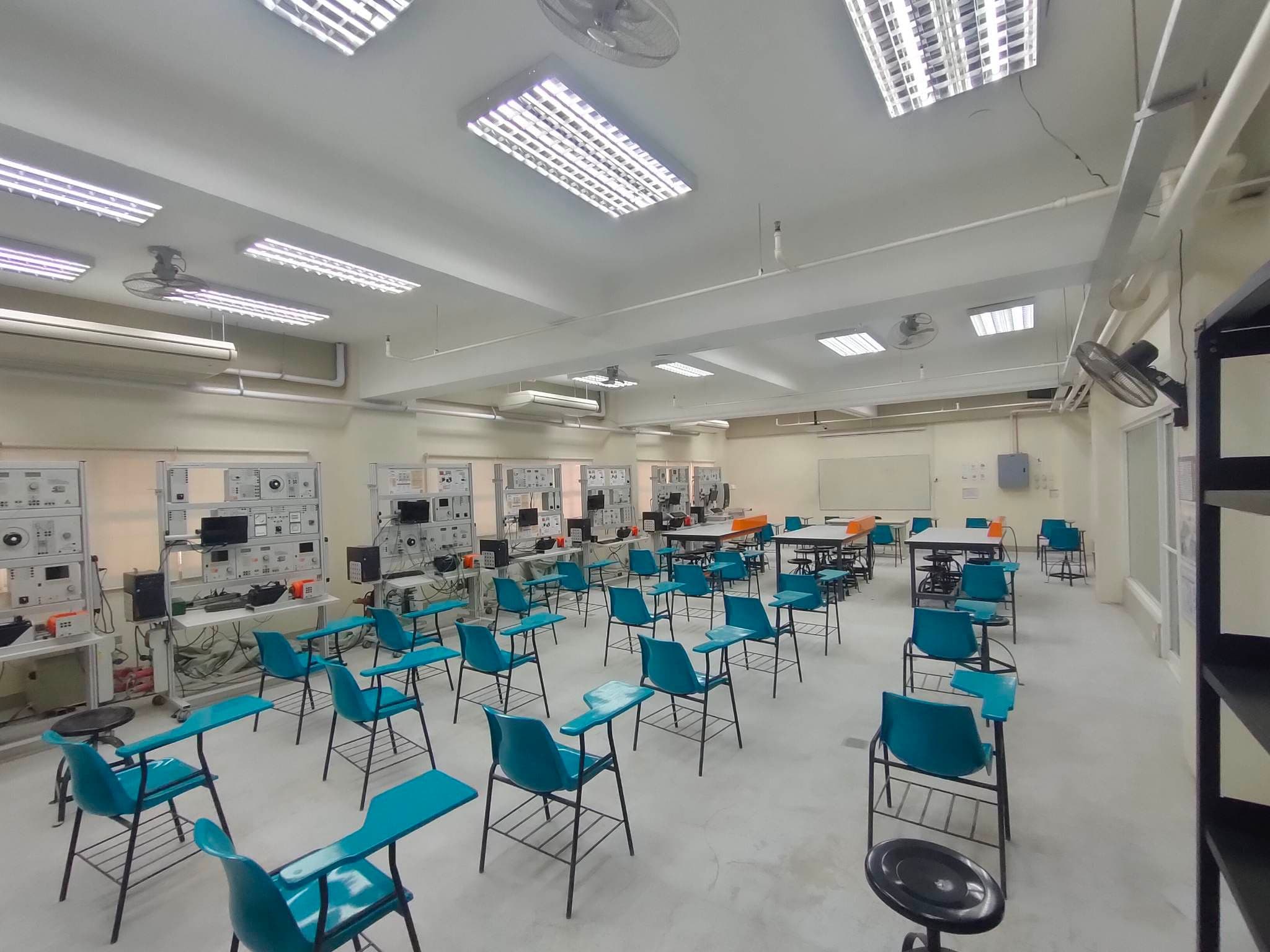 Electrical Engineering Lab