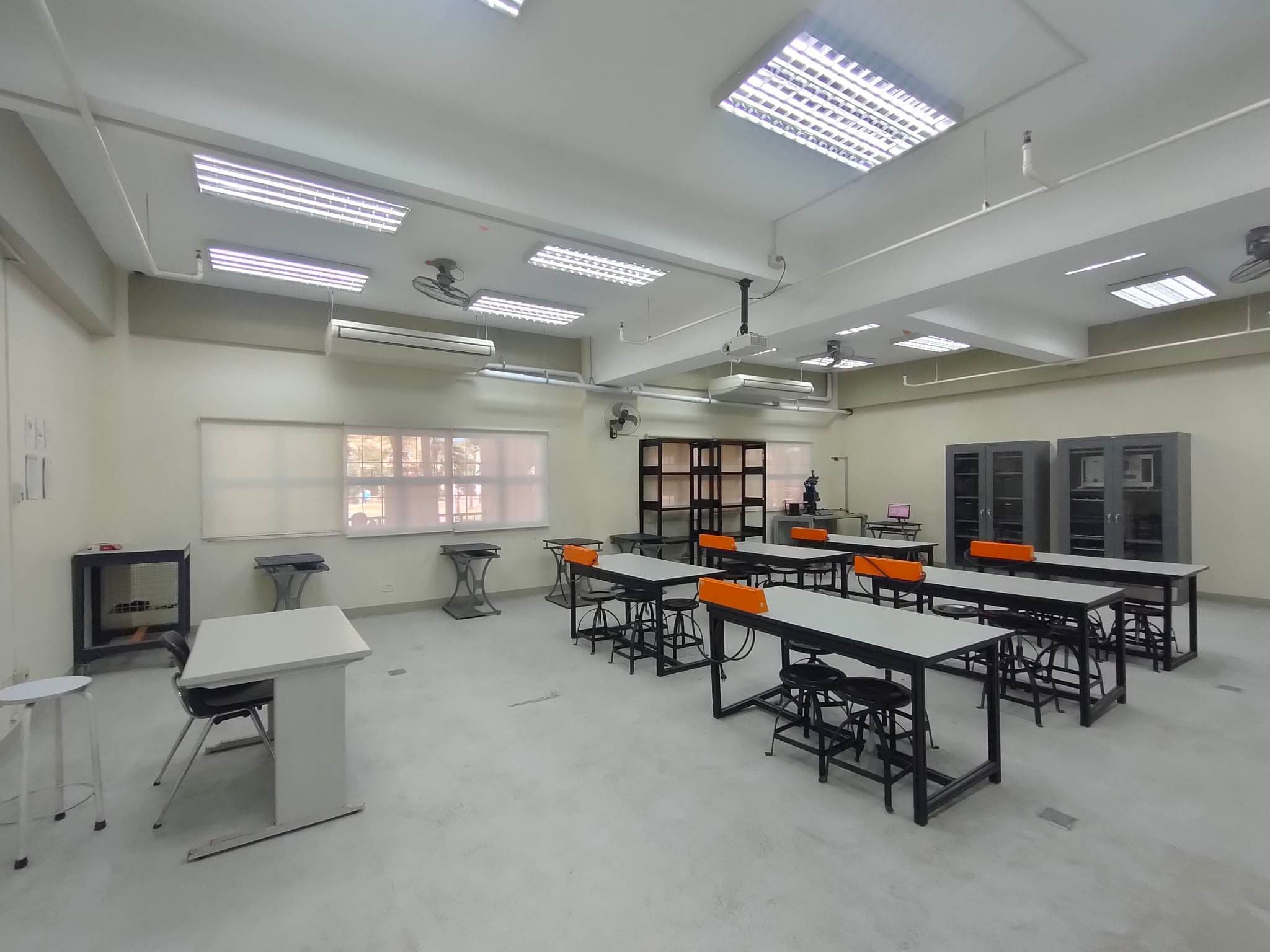 Electronics Engineering Laboratory